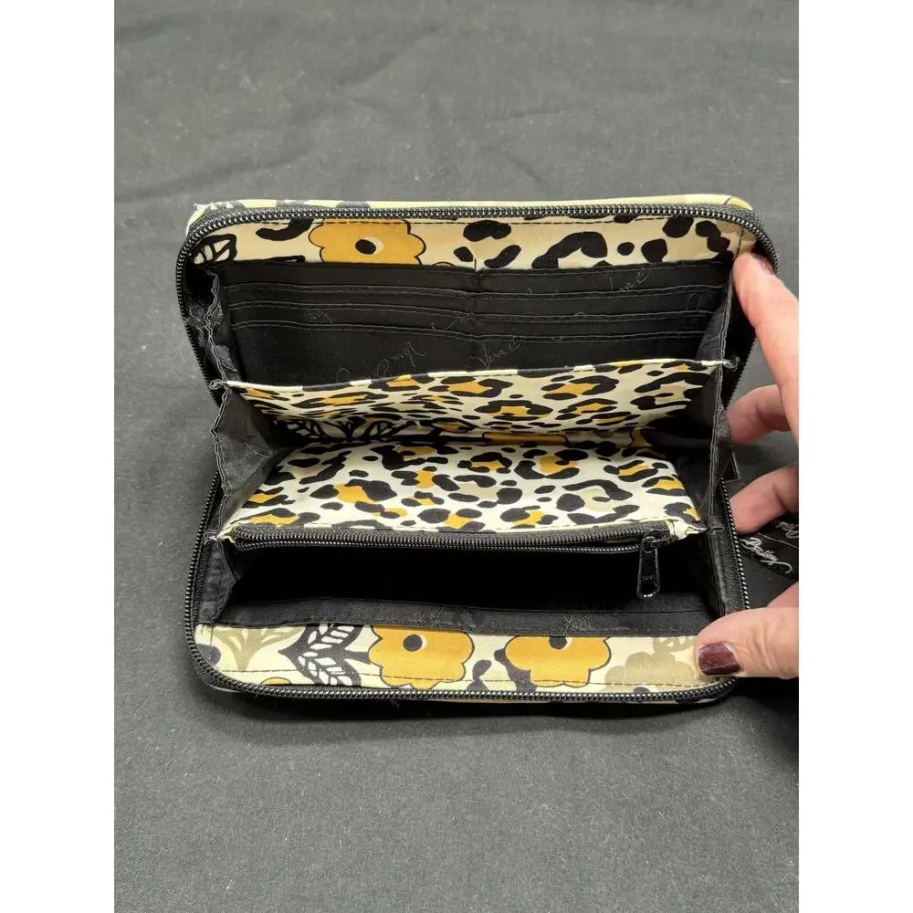 Vera Bradley Wallet Womens Multicolor Floral Quilted Cotton Zip Around Clutch - Picture 5 of 7